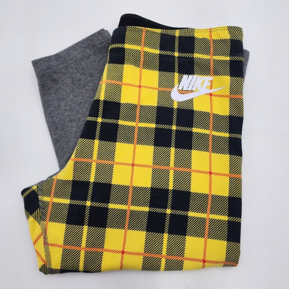 Nike Women's Size Medium Sportswear‎ Plaid Leggings Charcoal Heather BV4633-071